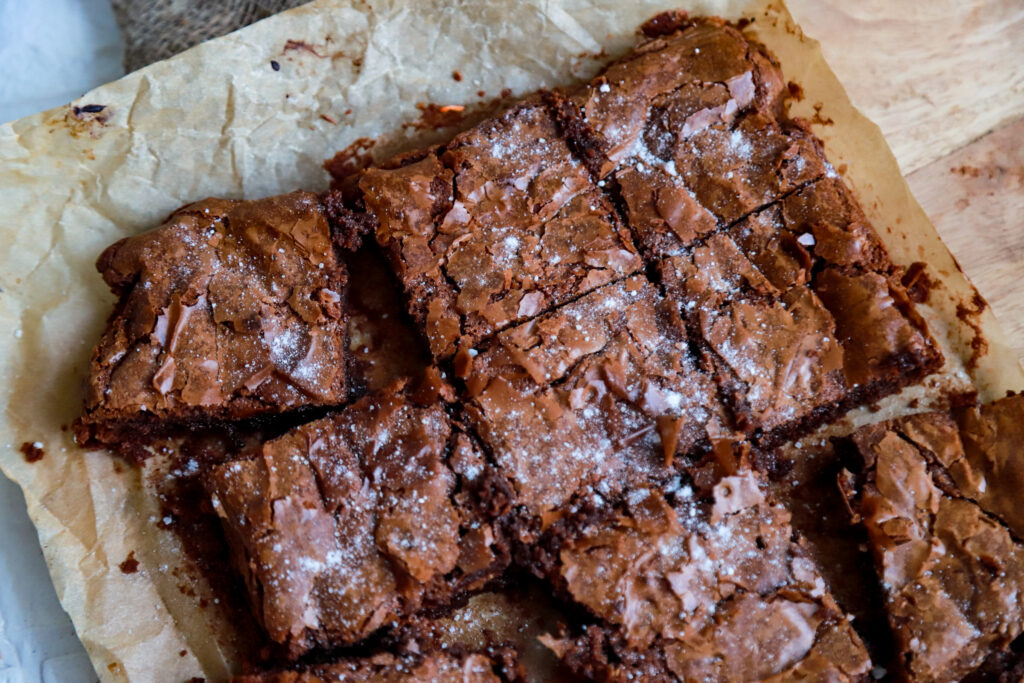 Drėgnas šokoladinis pyragas (brownie)